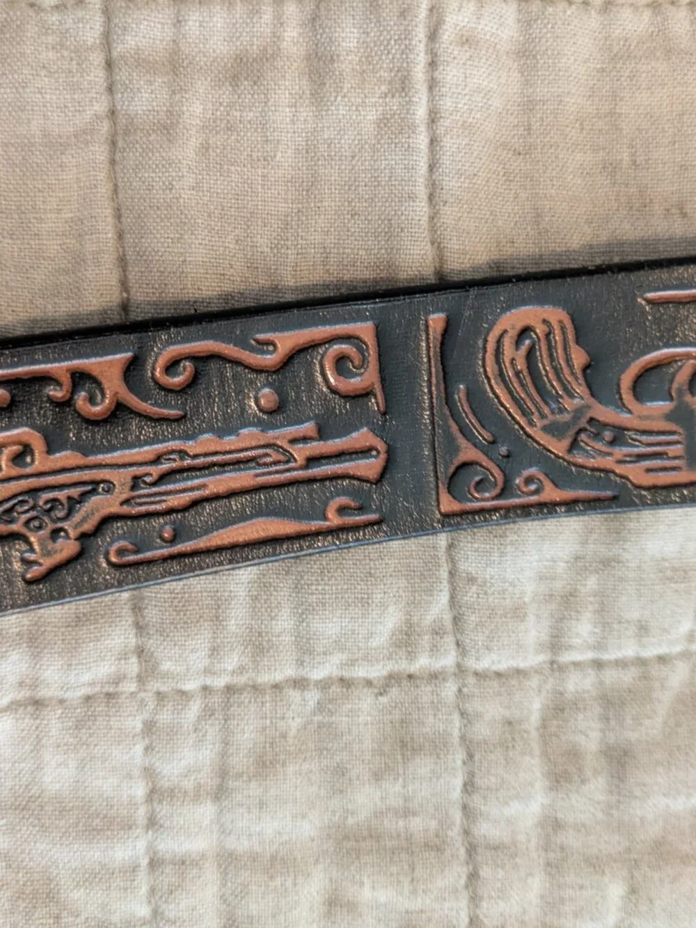 Authentic Dying Breeds Handcrafted Leather Belt 2022 Flintlock Pistol Western.